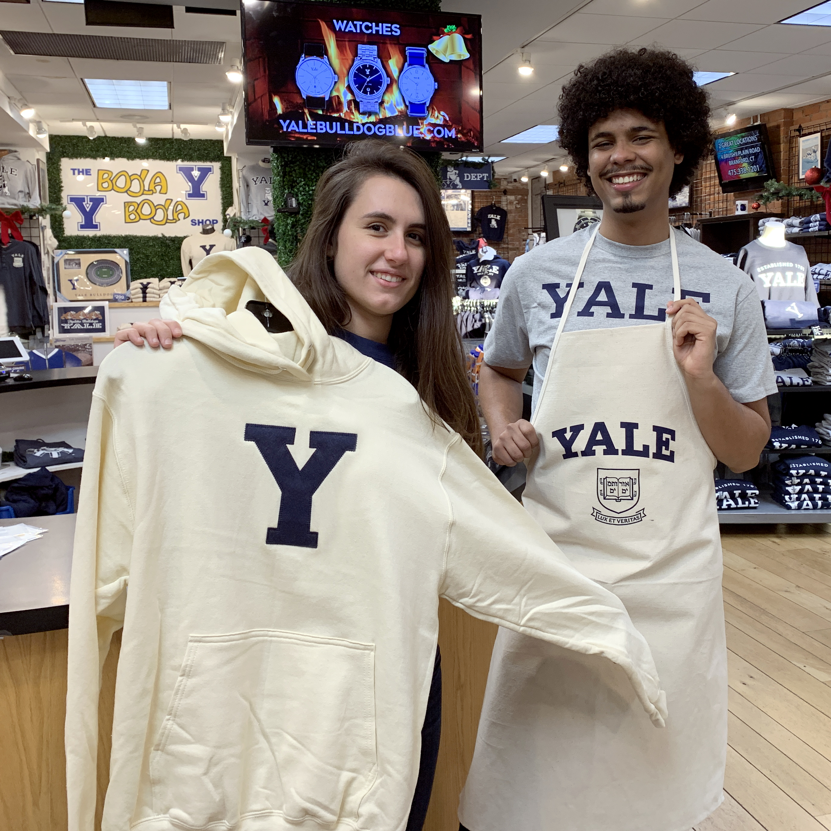 Yale Letter Hoodie and Yale Apron