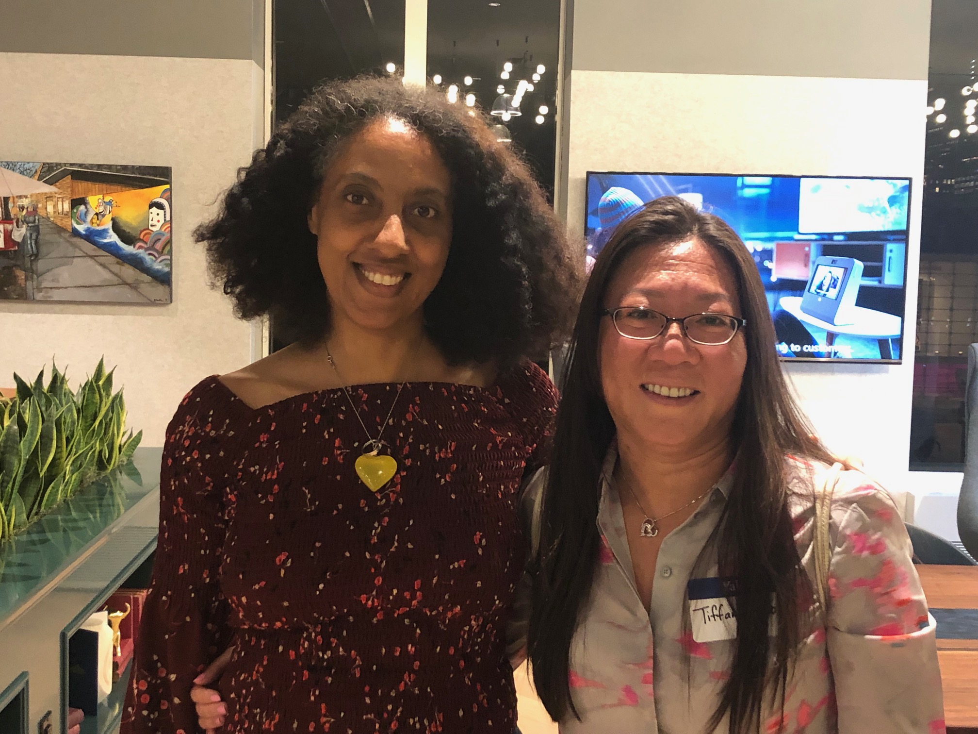 Genea Tafesse ’98 and Tiffany Co ’94, co-leaders of the Association of Asian American Yale Alumni (Chicago), connect at the event. Photo: Henry Kwan