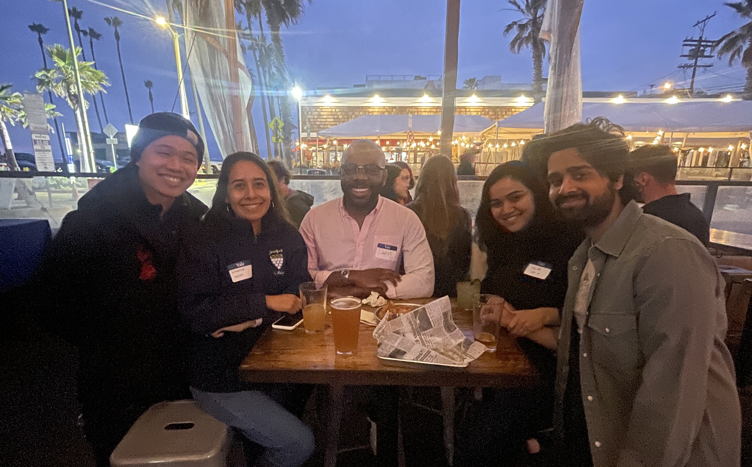 Alumni gather for a Yale happy hour in Venice Beach, CA