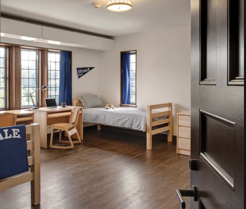 yale university dorm rooms