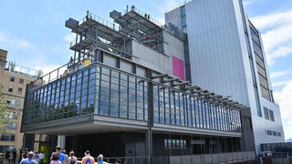 The Whitney Museum of American Art in New York City. (Photo credit: MusikAnimal [CC BY-SA 4.0 (https://creativecommons.org/licenses/by-sa/4.0)] via Wikimedia Commons)