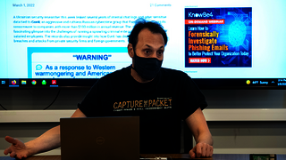 Photo of Scott J. Shapiro ’90 JD teaching cybersecurity class