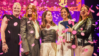 Yale team with Hult Prize Foundation CEO Lori Van Dam and Stella McCartney