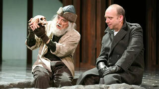 Yale Rep hamlet